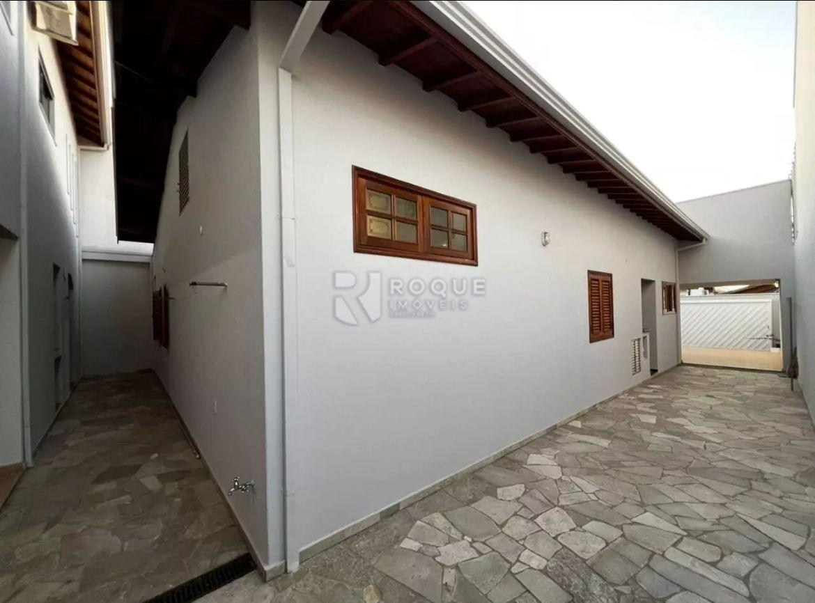 Casa Residencial à venda no bairro Jardim Maria Flora: 