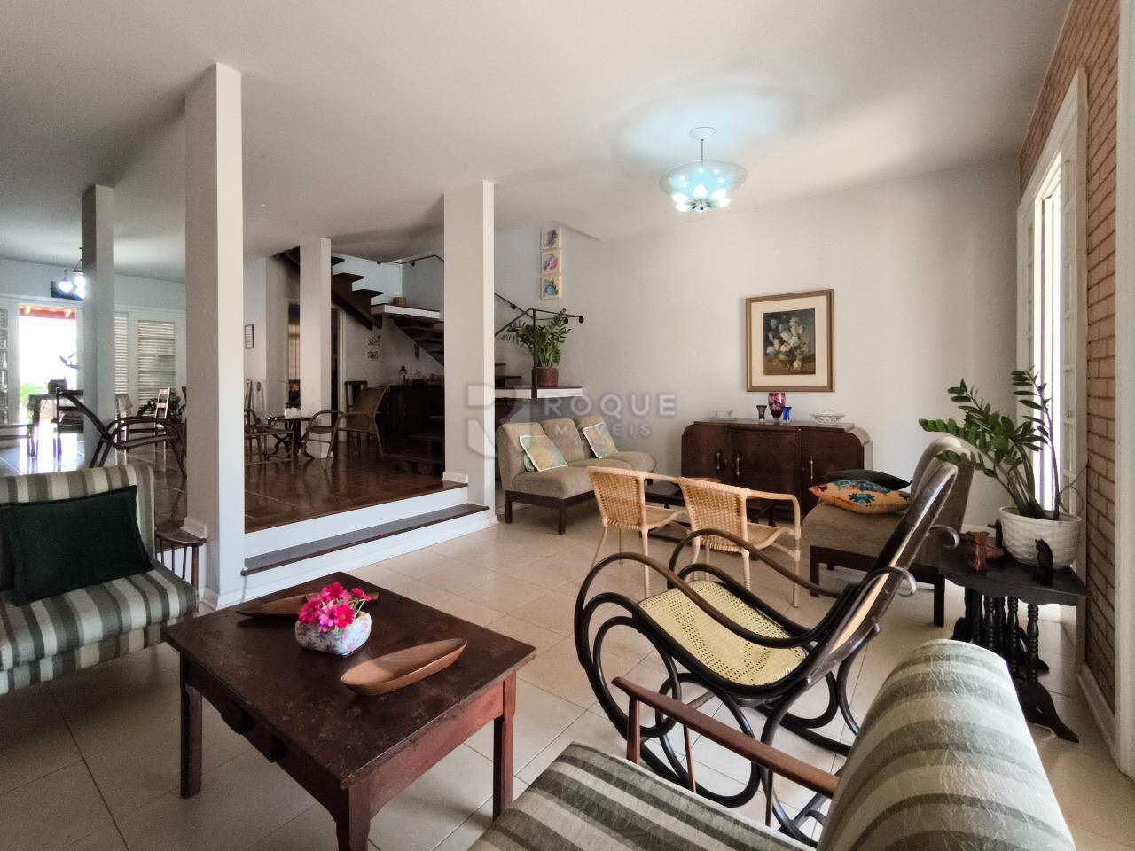 Casa Residencial à venda no bairro Jardim Mercedes: SALA DE ESTAR