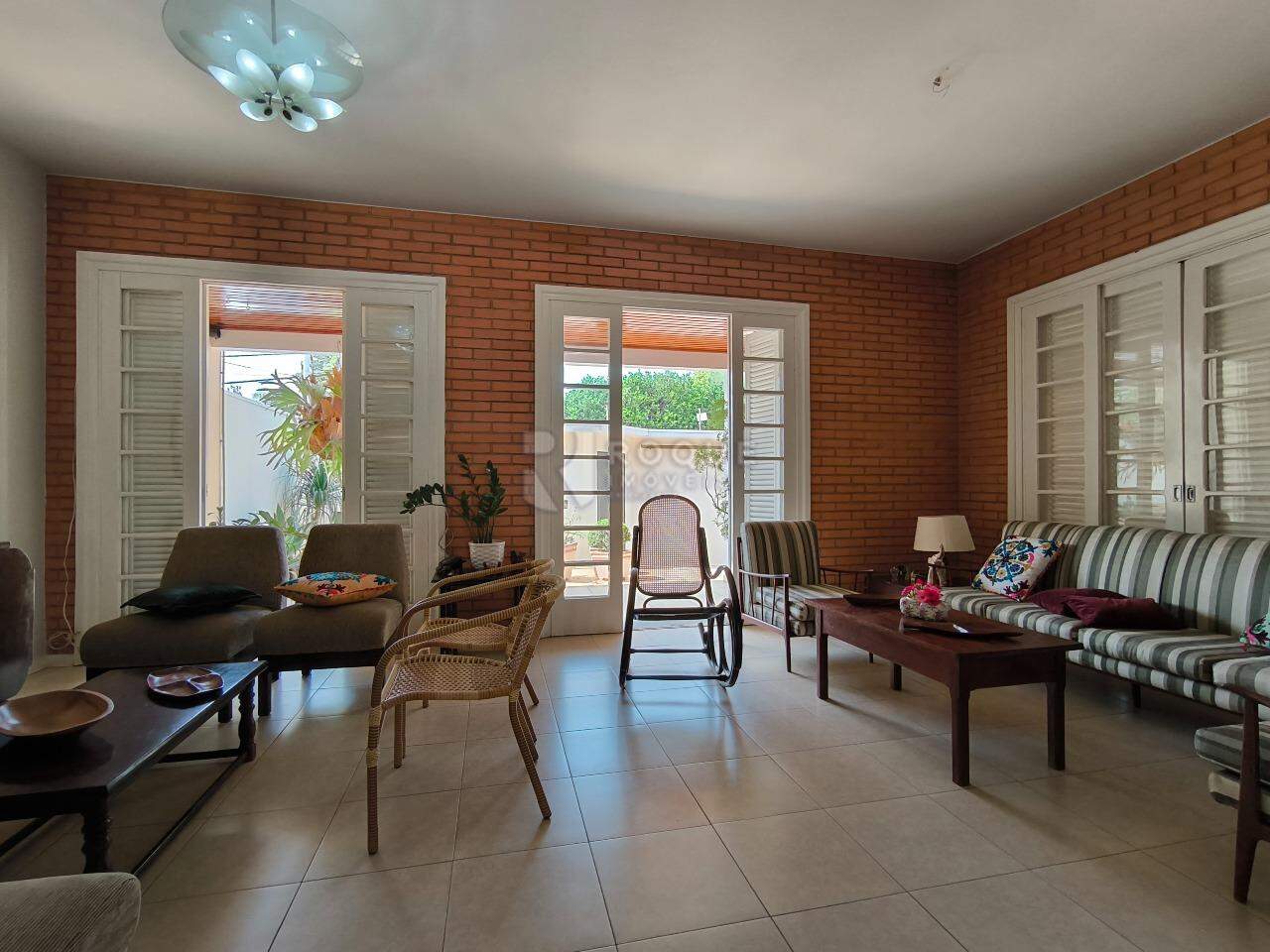 Casa Residencial à venda no bairro Jardim Mercedes: SALA DE ESTAR