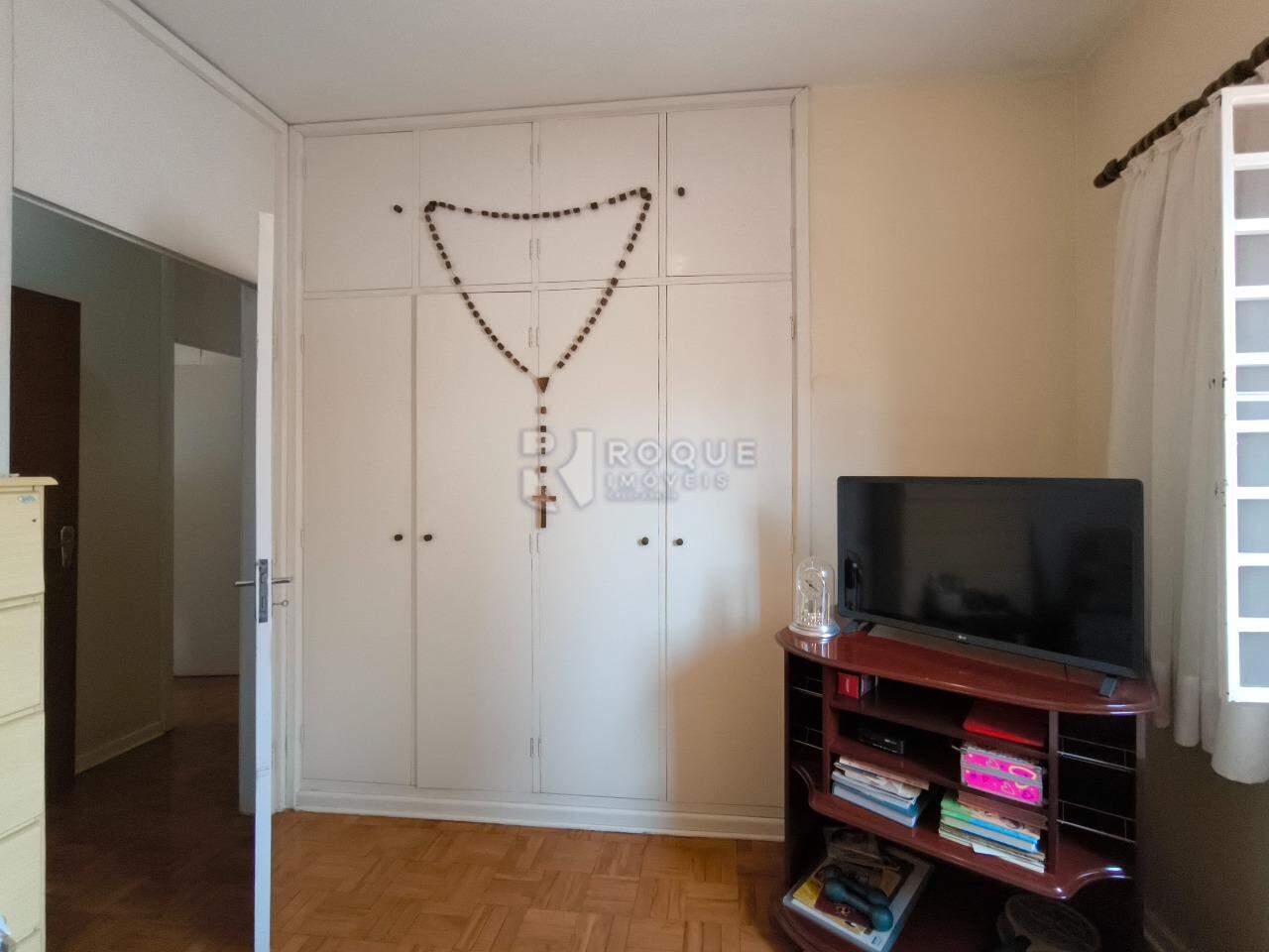 Casa Residencial à venda no bairro Jardim Mercedes: DORMITÓRIO 1