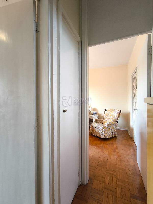 Casa Residencial à venda no bairro Jardim Mercedes: ROUPEIRO