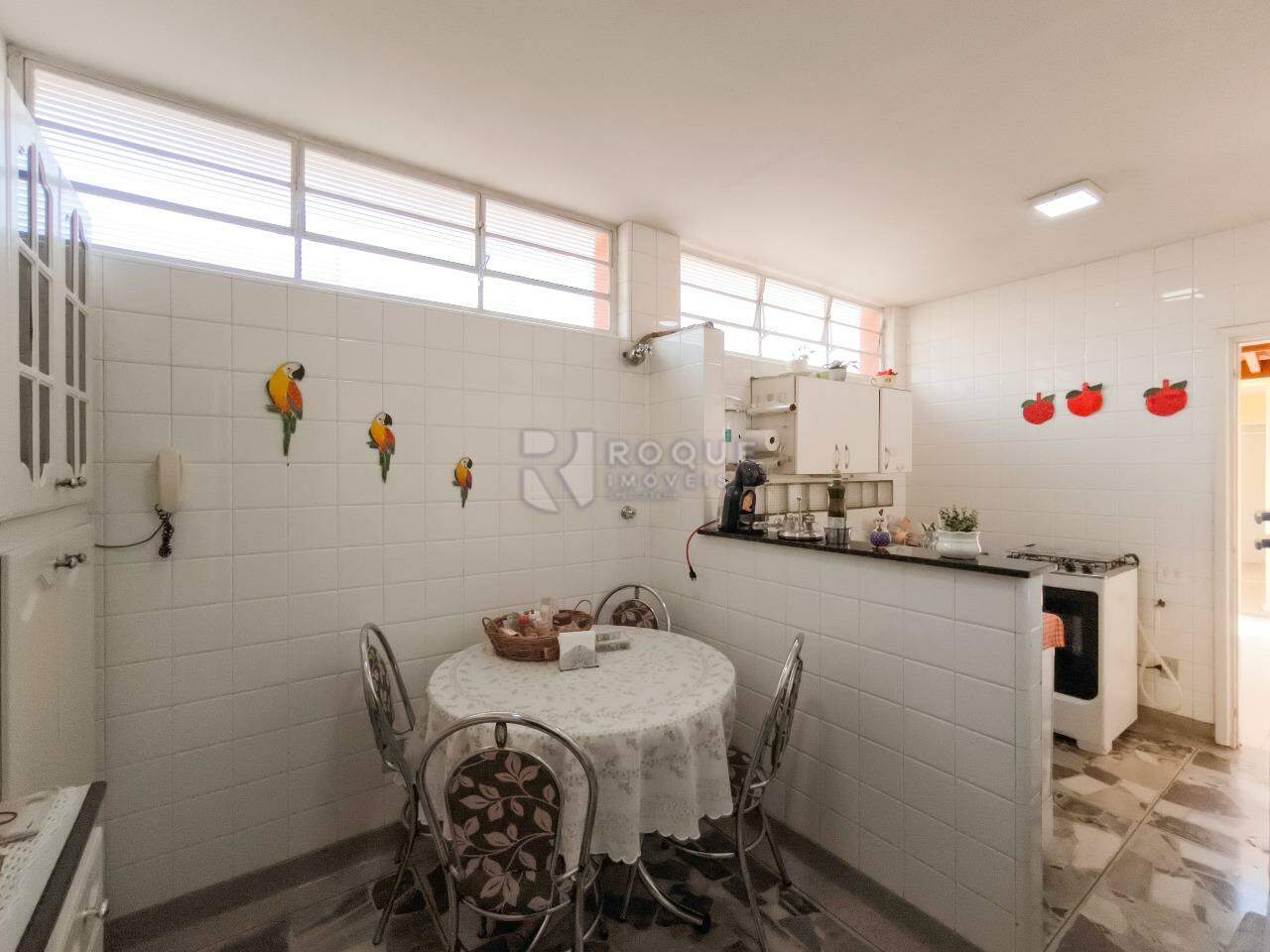 Casa Residencial à venda no bairro Jardim Mercedes: COZINHA