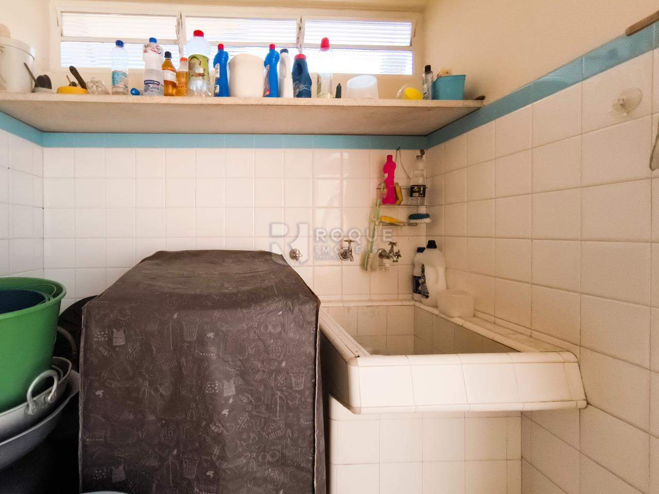 Casa Residencial à venda no bairro Jardim Mercedes: LAVANDERIA