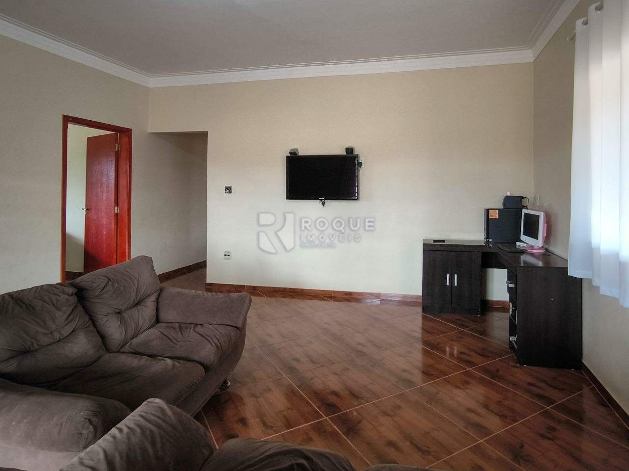 Chácara à venda no bairro Ribeirão do Pinhal: SALA DE TV