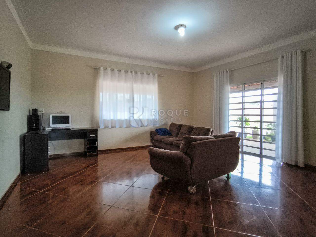 Chácara à venda no bairro Ribeirão do Pinhal: SALA DE TV