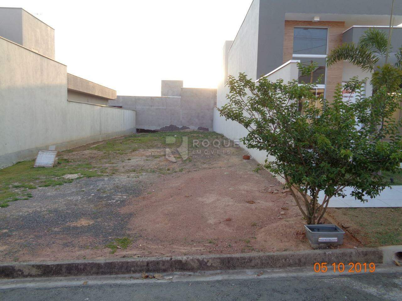 Terreno em condomínio à venda no bairro Jardim Residencial Campo Novo: 