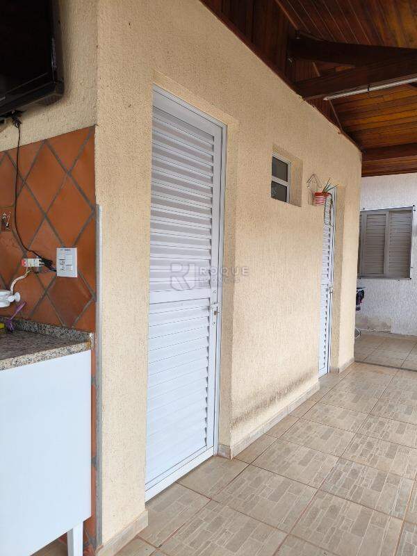 Casa Residencial à venda no bairro Parque Residencial Aeroporto: ÁREA DE DESPEJO