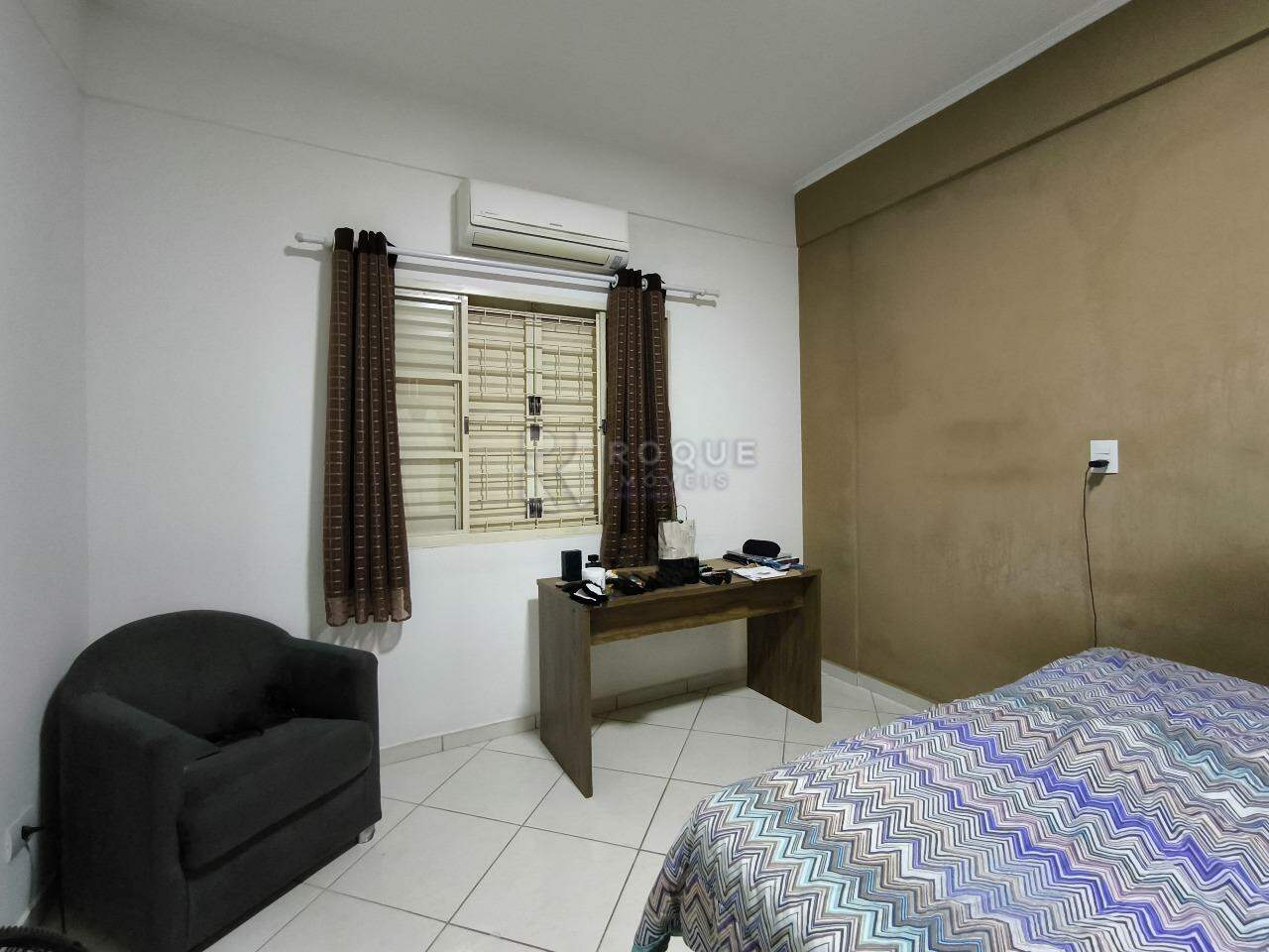 Casa Residencial à venda no bairro Parque Residencial Aeroporto: SUÍTE