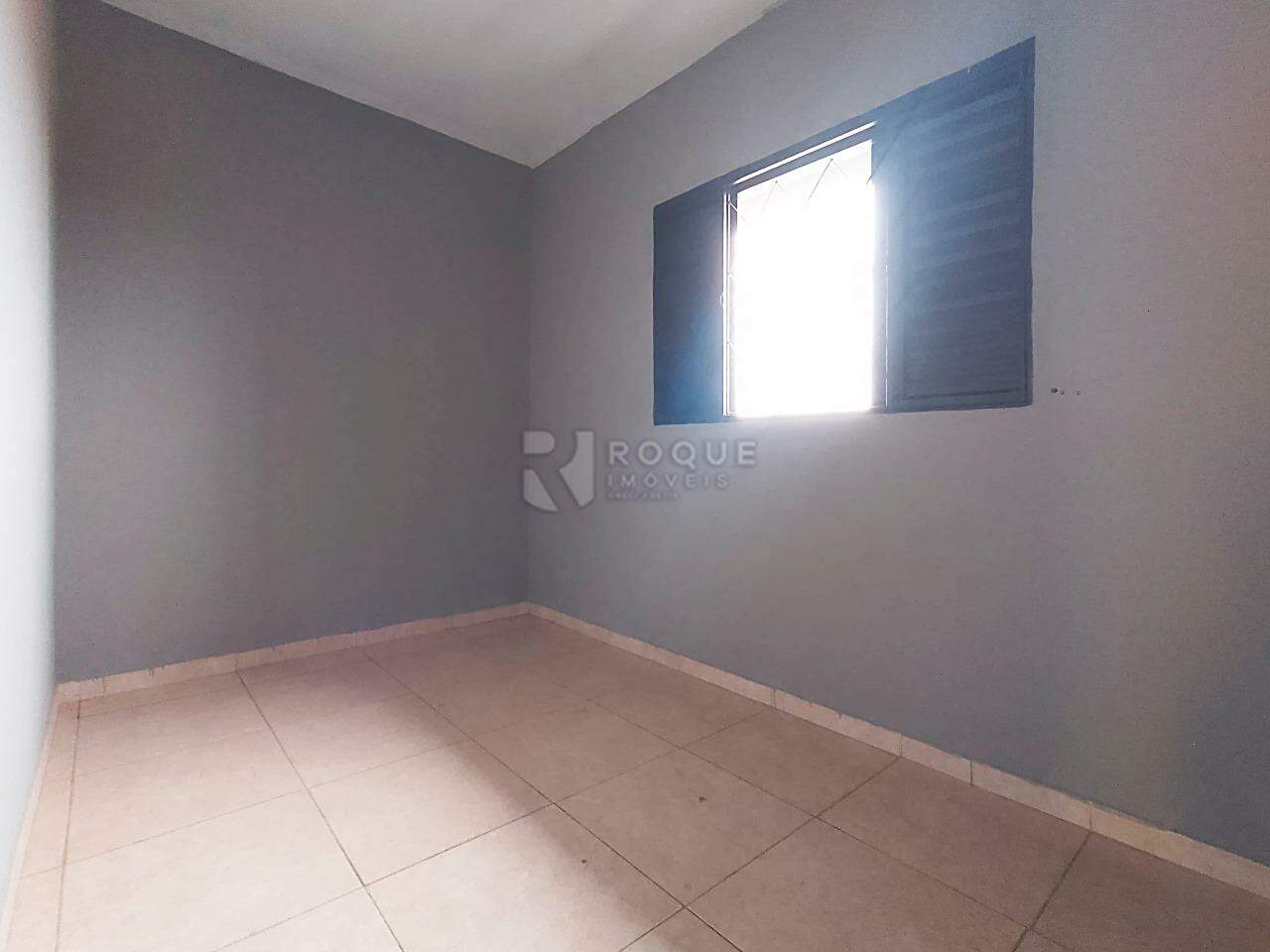 Casa Residencial para aluguel no bairro Jardim Barão de Souza Queiroz: Dormitório 01