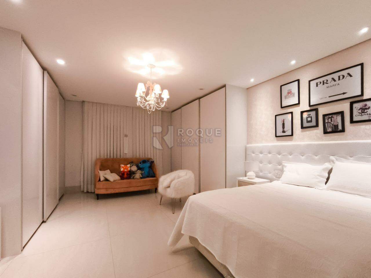 Casa em condomínio à venda no bairro Residencial Ilha de Bali: SUÍTE 1
