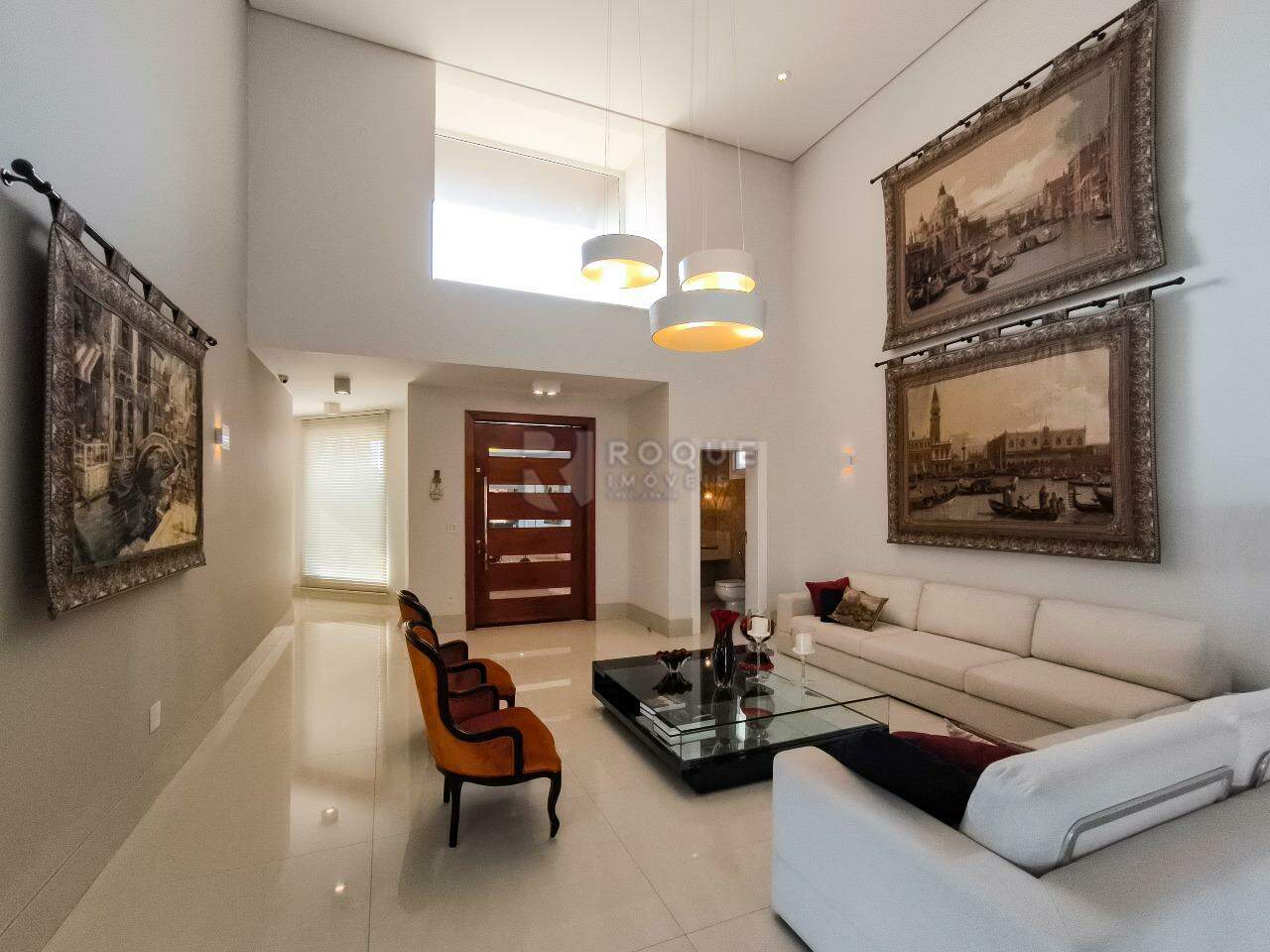 Casa em condomínio à venda no bairro Residencial Ilha de Bali: SALA DE ESTAR