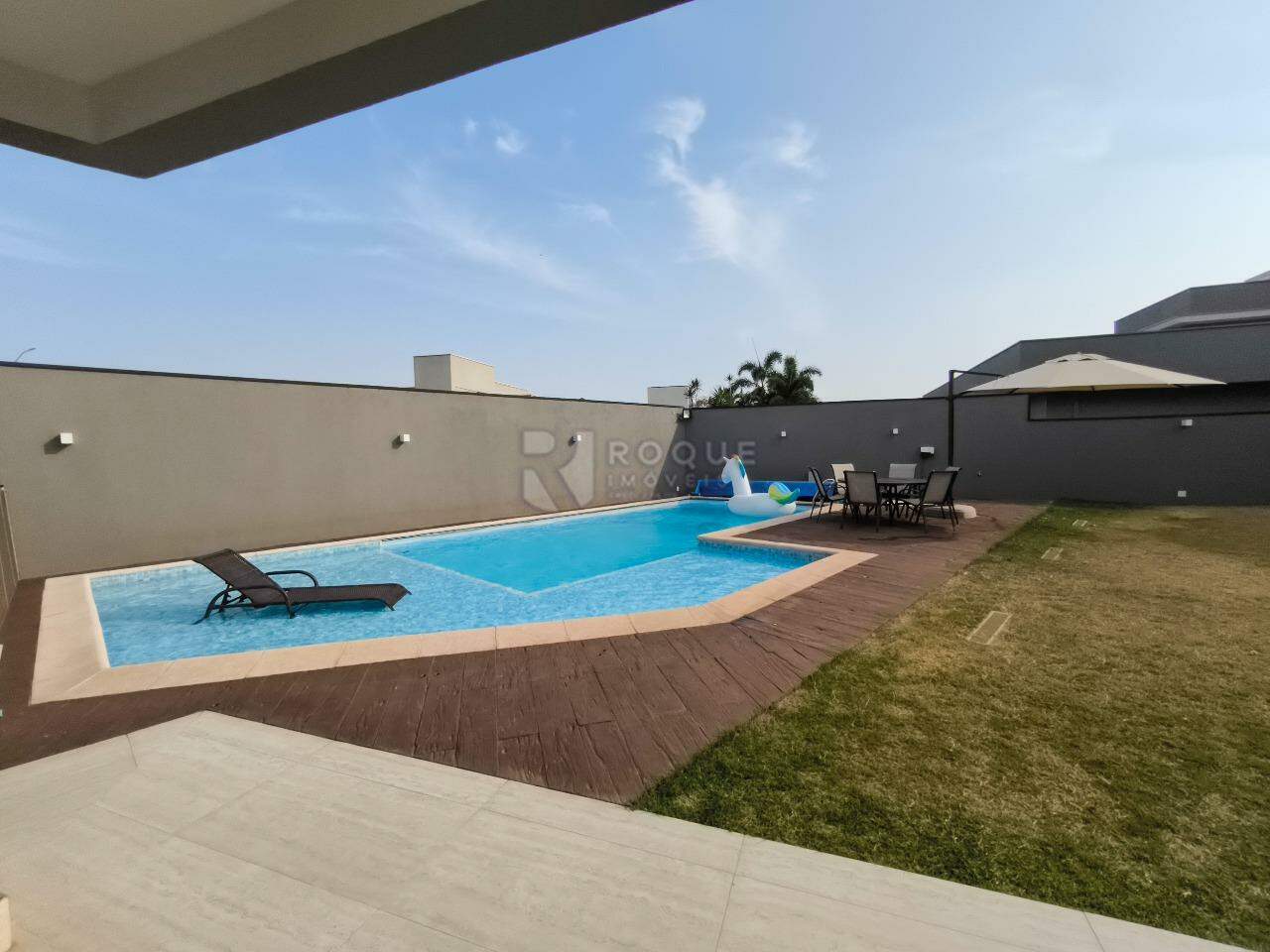 Casa em condomínio à venda no bairro Residencial Ilha de Bali: PISCINA