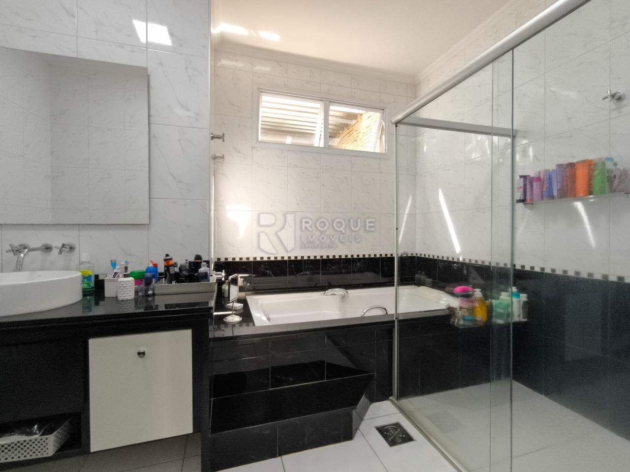 Casa em condomínio à venda no bairro Jardim Parque Avenida: WC SUÍTE