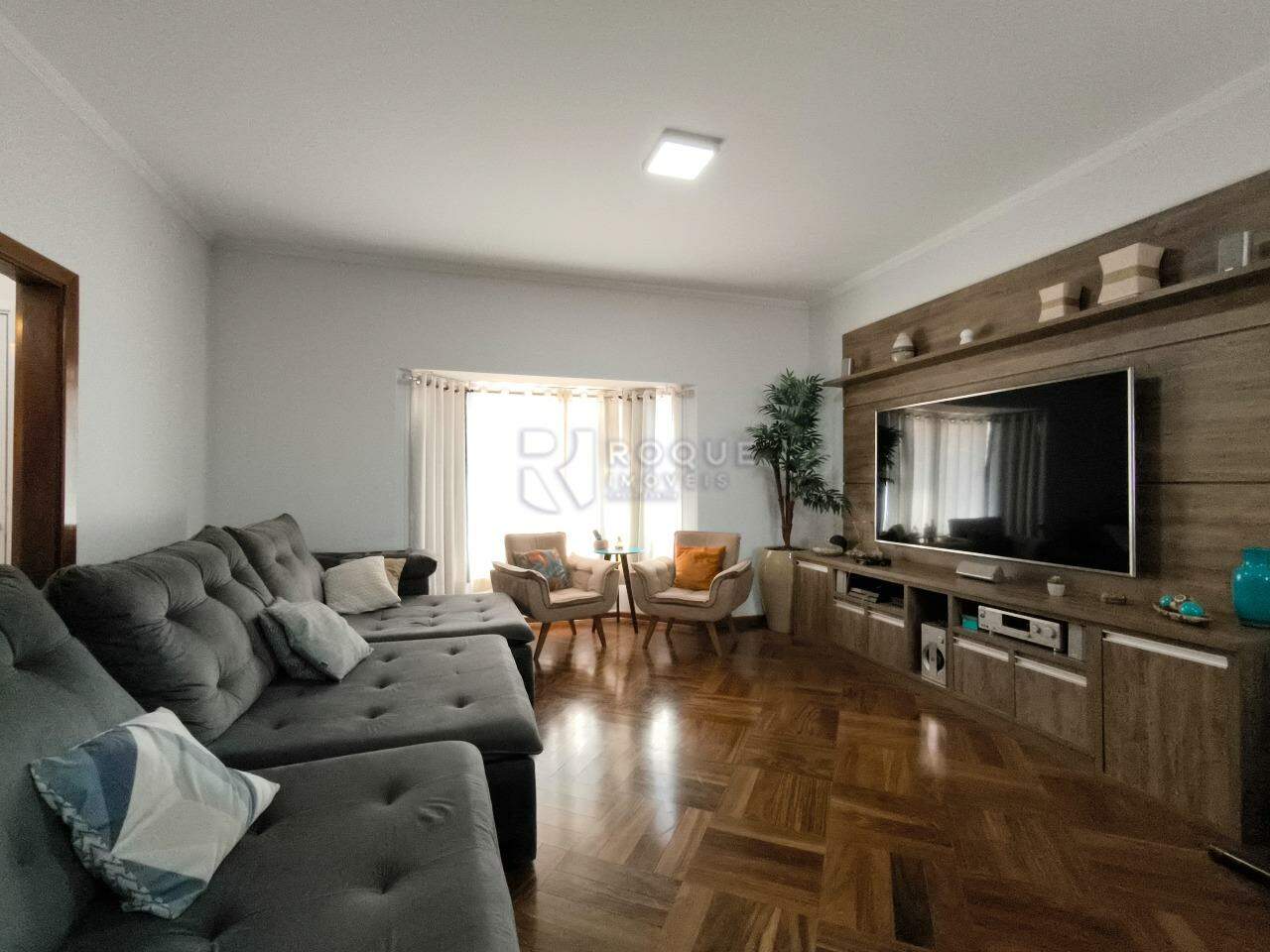 Casa em condomínio à venda no bairro Jardim Parque Avenida: SALA DE ESTAR