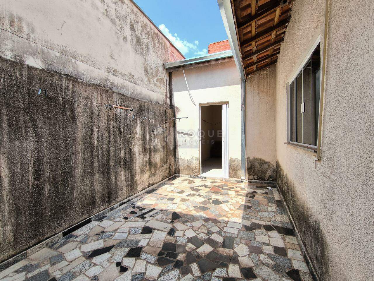 Casa Residencial à venda no bairro Jardim das Palmeiras: QUINTAL