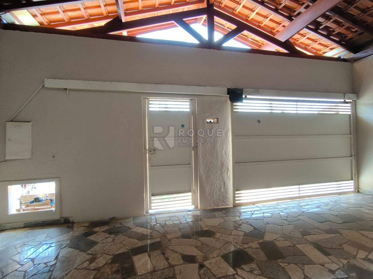 Casa Residencial à venda no bairro Jardim das Palmeiras: PORTÃO ELETRÔNICO