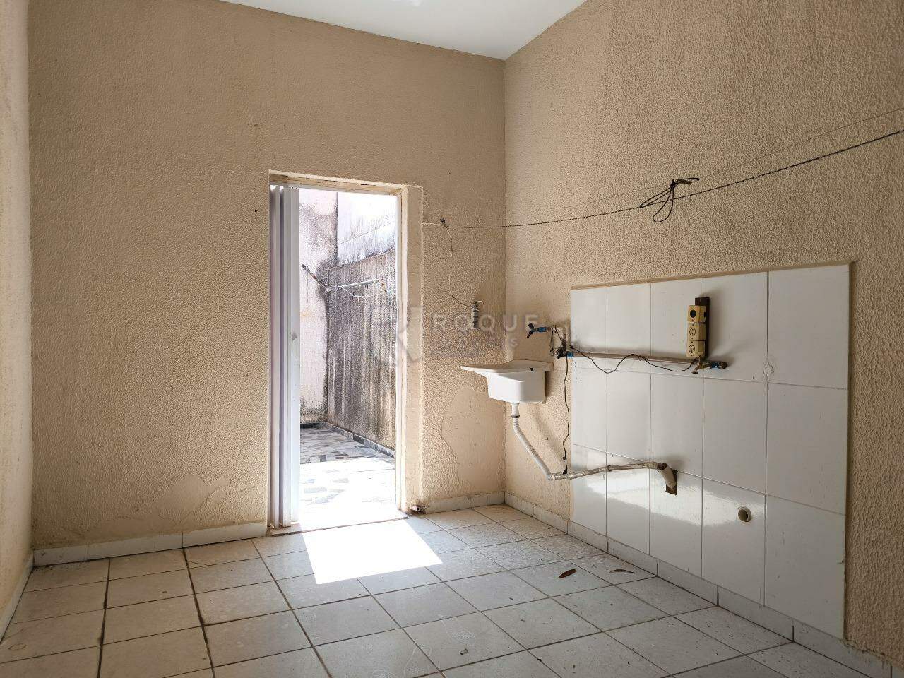 Casa Residencial à venda no bairro Jardim das Palmeiras: ÁREA DE SERVIÇO