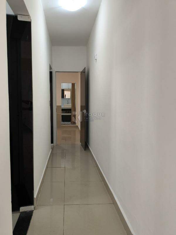 Casa Residencial à venda no bairro Jardim das Palmeiras: CORREDOR INTERNO