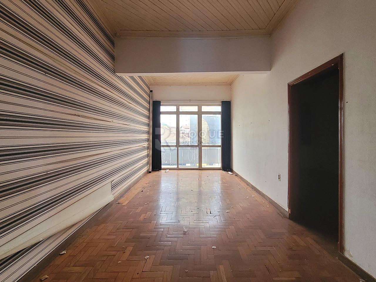 Salas/Conjuntos para aluguel no bairro Centro: Sala 04