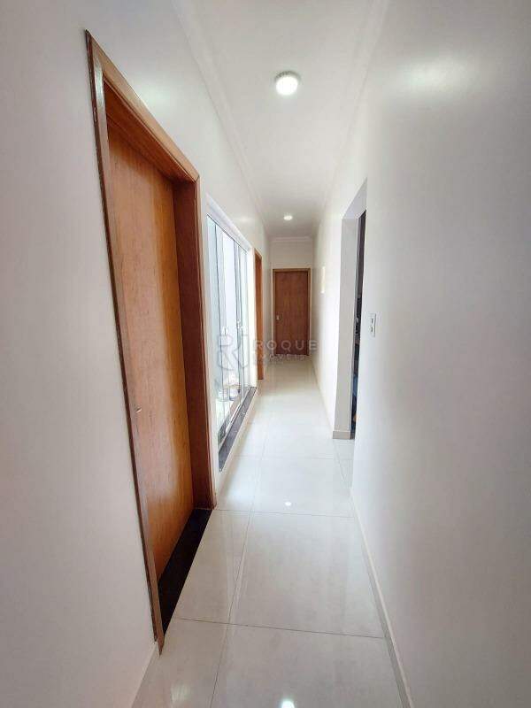 Casa Residencial à venda no bairro Jardim Residencial Paraty: 