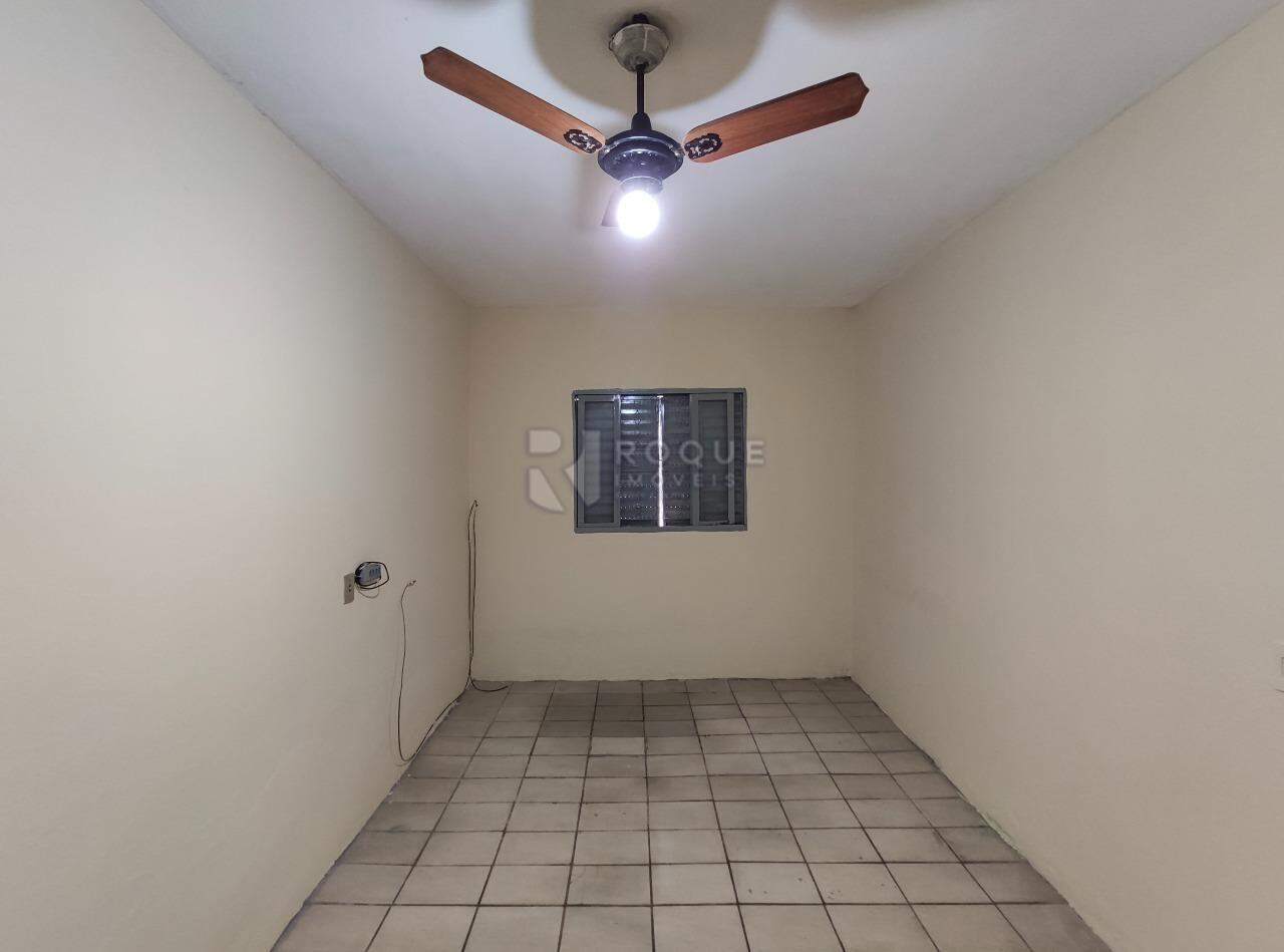 Casa Residencial para aluguel no bairro Jardim Gustavo Peccinini II: Dormitório 1