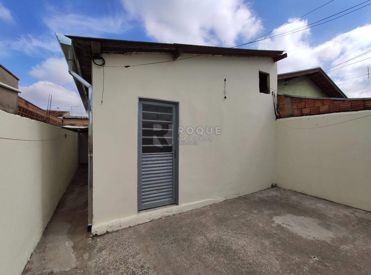Casa Residencial para aluguel no bairro Jardim Gustavo Peccinini II: Frente 