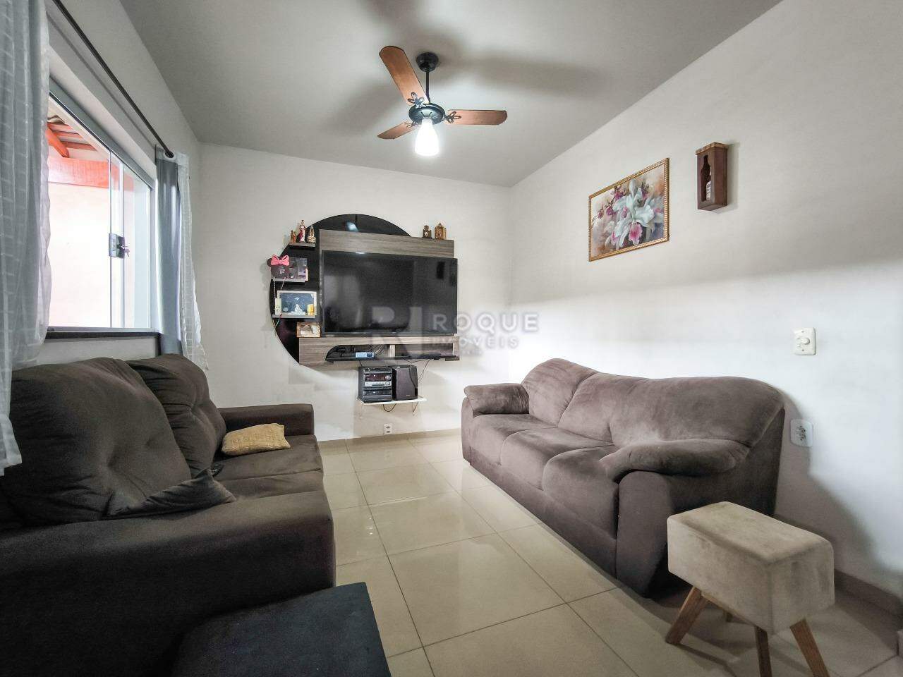 Casa Residencial à venda no bairro Parque Hippolyto: SALA DE ESTAR