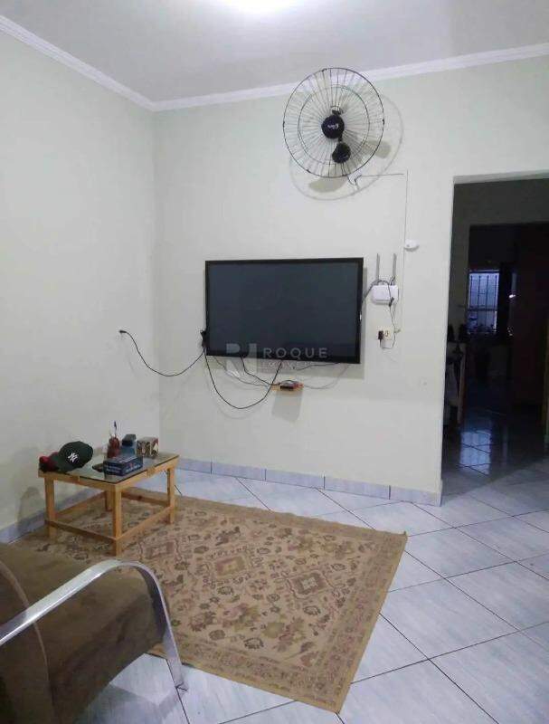 Casa Residencial à venda no bairro Jardim Residencial Victório Lucato: 