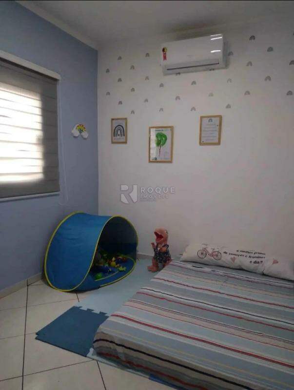 Casa Residencial à venda no bairro Jardim Residencial Victório Lucato: