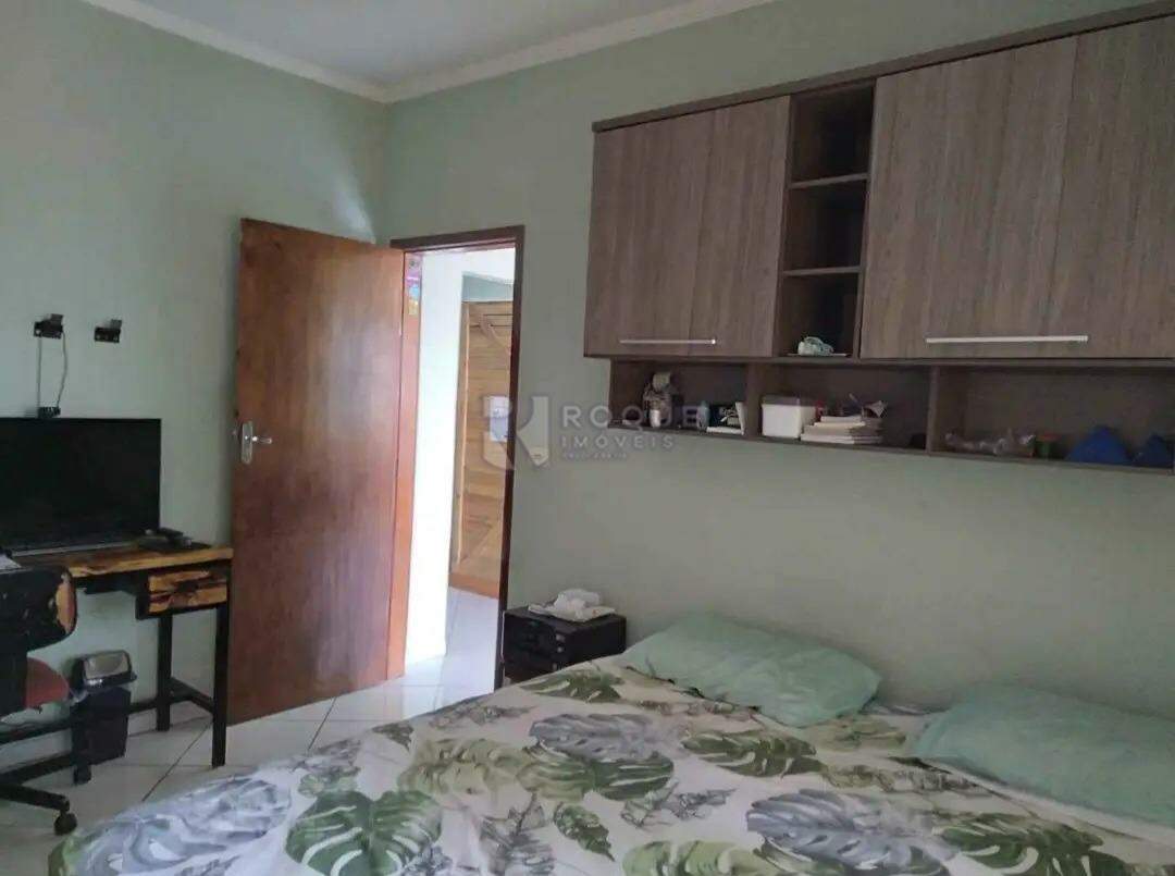 Casa Residencial à venda no bairro Jardim Residencial Victório Lucato: