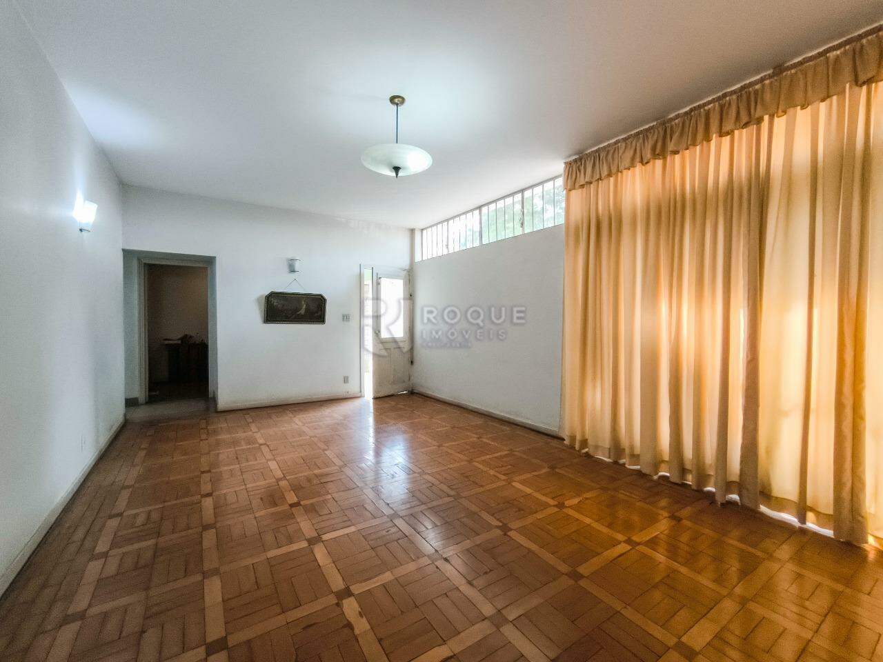 Casa Residencial à venda no bairro Centro: SALA DE ESTAR