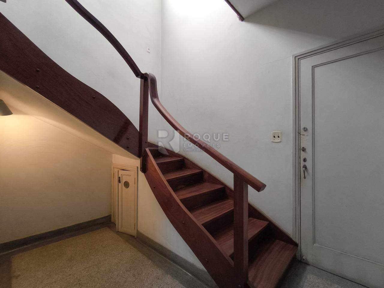 Casa Residencial à venda no bairro Centro: ACESSO PISO SUPERIOR