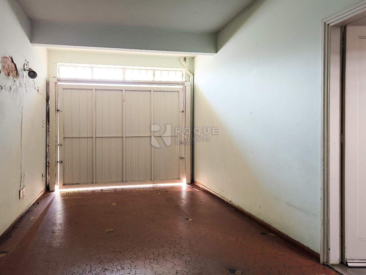 Casa Residencial à venda no bairro Centro: GARAGEM