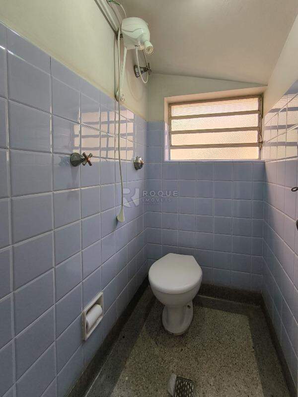 Casa Residencial à venda no bairro Centro: BANHEIRO SOCIAL 1