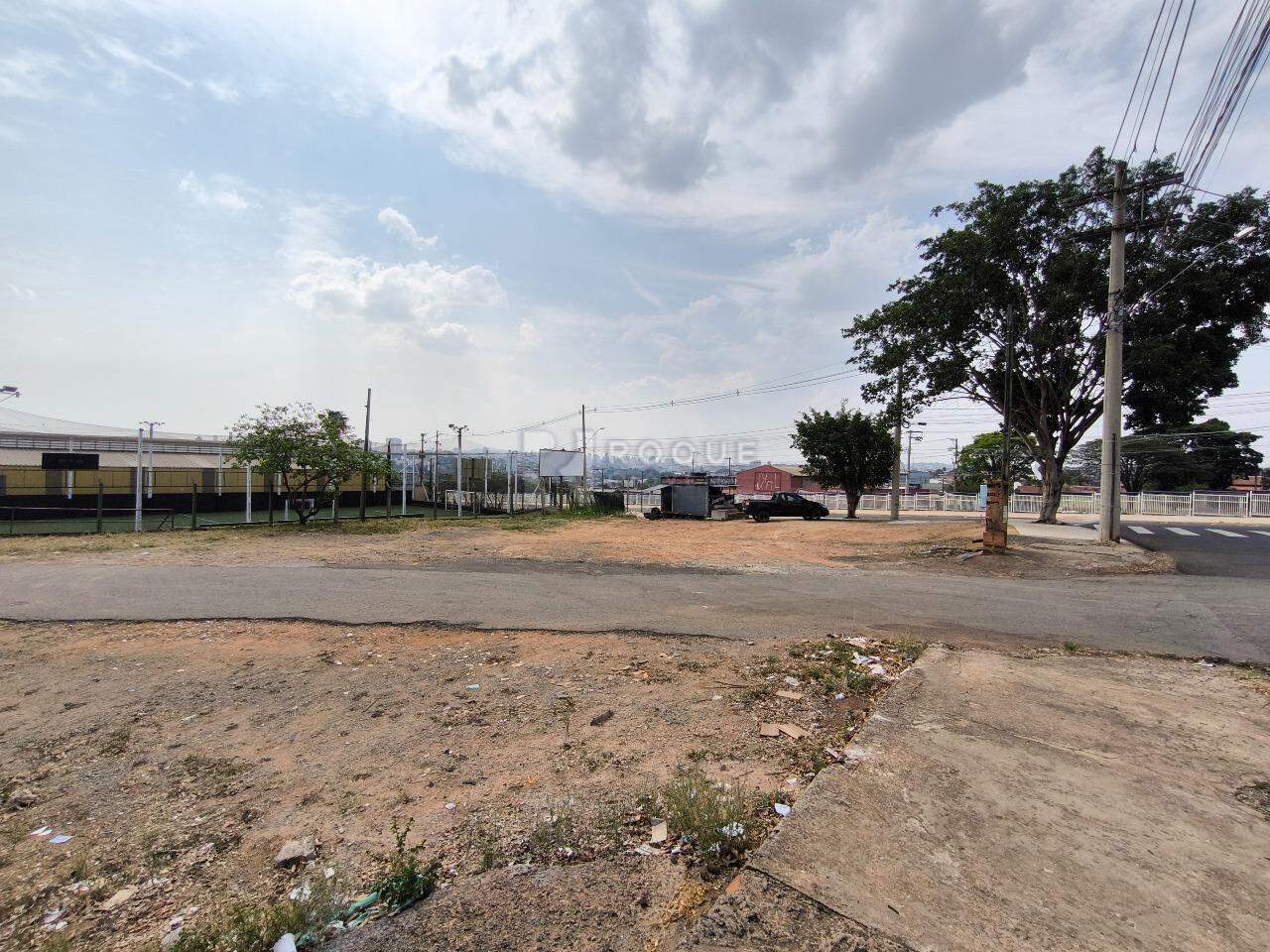 Terreno à venda no bairro Jardim Novo Horizonte: 