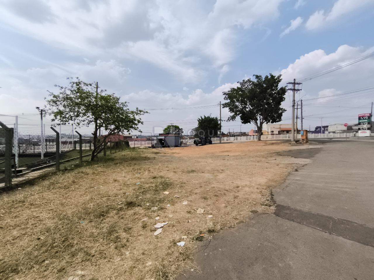 Terreno à venda no bairro Jardim Novo Horizonte: 