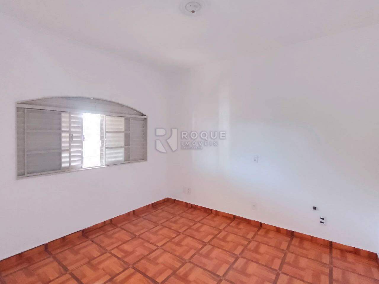 Casa Residencial para aluguel no bairro Vila Santa Lucia: Dormitório 03