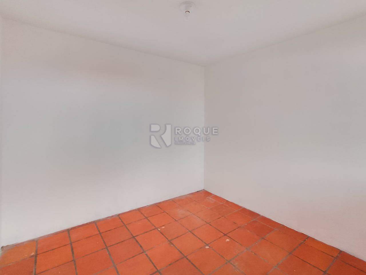 Casa Residencial para aluguel no bairro Vila Santa Lucia: Despensa