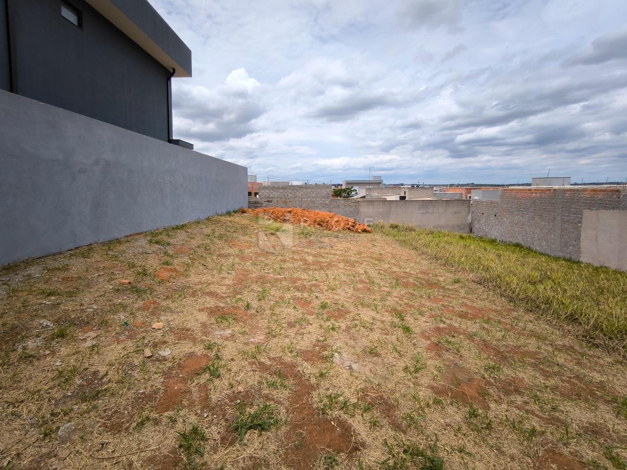 Terreno à venda no bairro Jardim Marajoara: 
