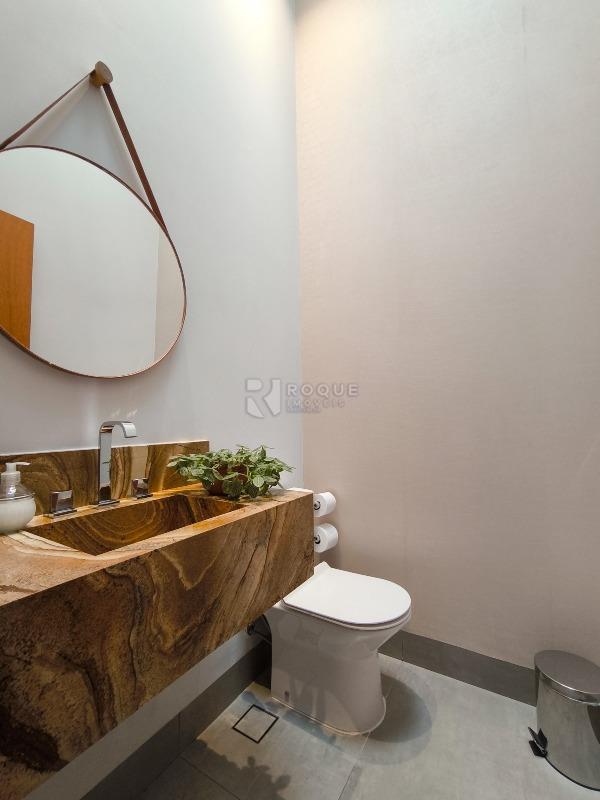 Casa em condomínio à venda no bairro Terras de São Bento II: LAVABO