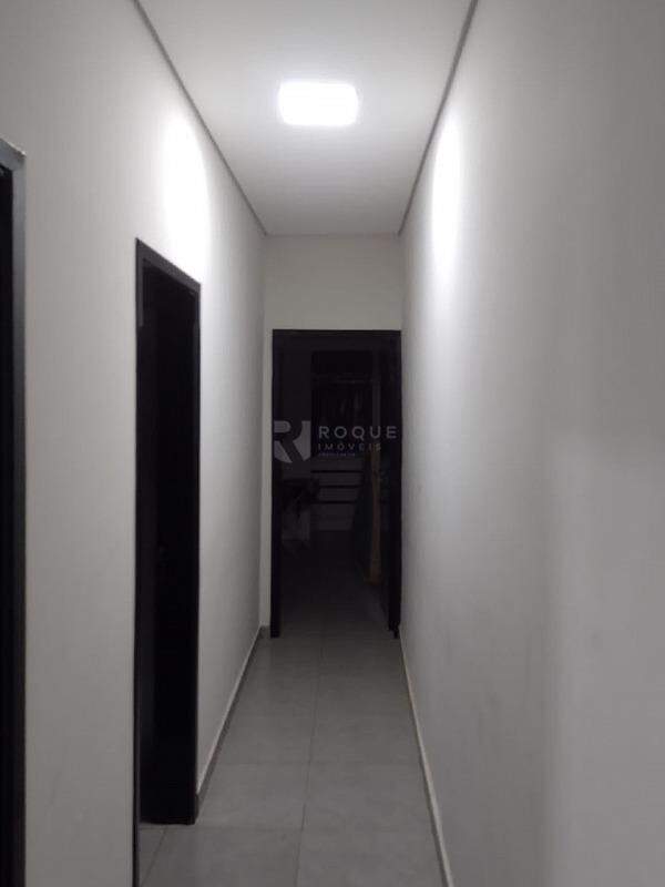 Chácara para aluguel no bairro Bairro dos Pires: Hall dormitórios