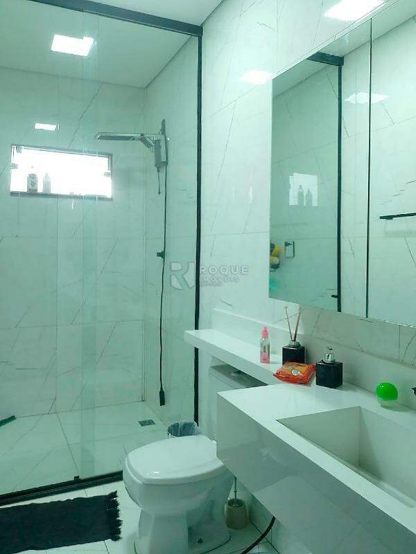 Chácara para aluguel no bairro Bairro dos Pires: WC Suíte