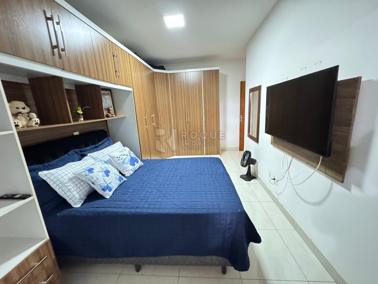 Casa Residencial à venda no bairro Vila Camargo: 