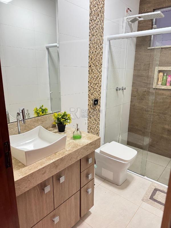 Casa Residencial à venda no bairro Vila Camargo: 