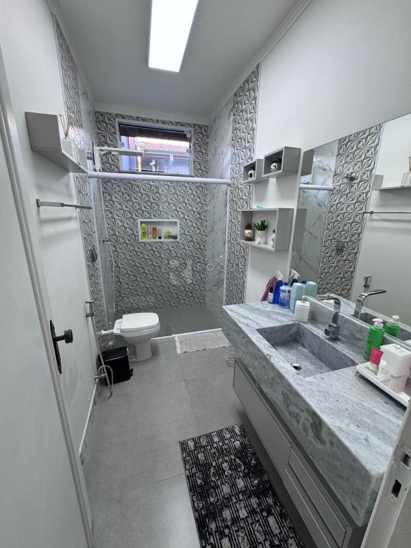 Casa Residencial à venda no bairro Vila Camargo: 