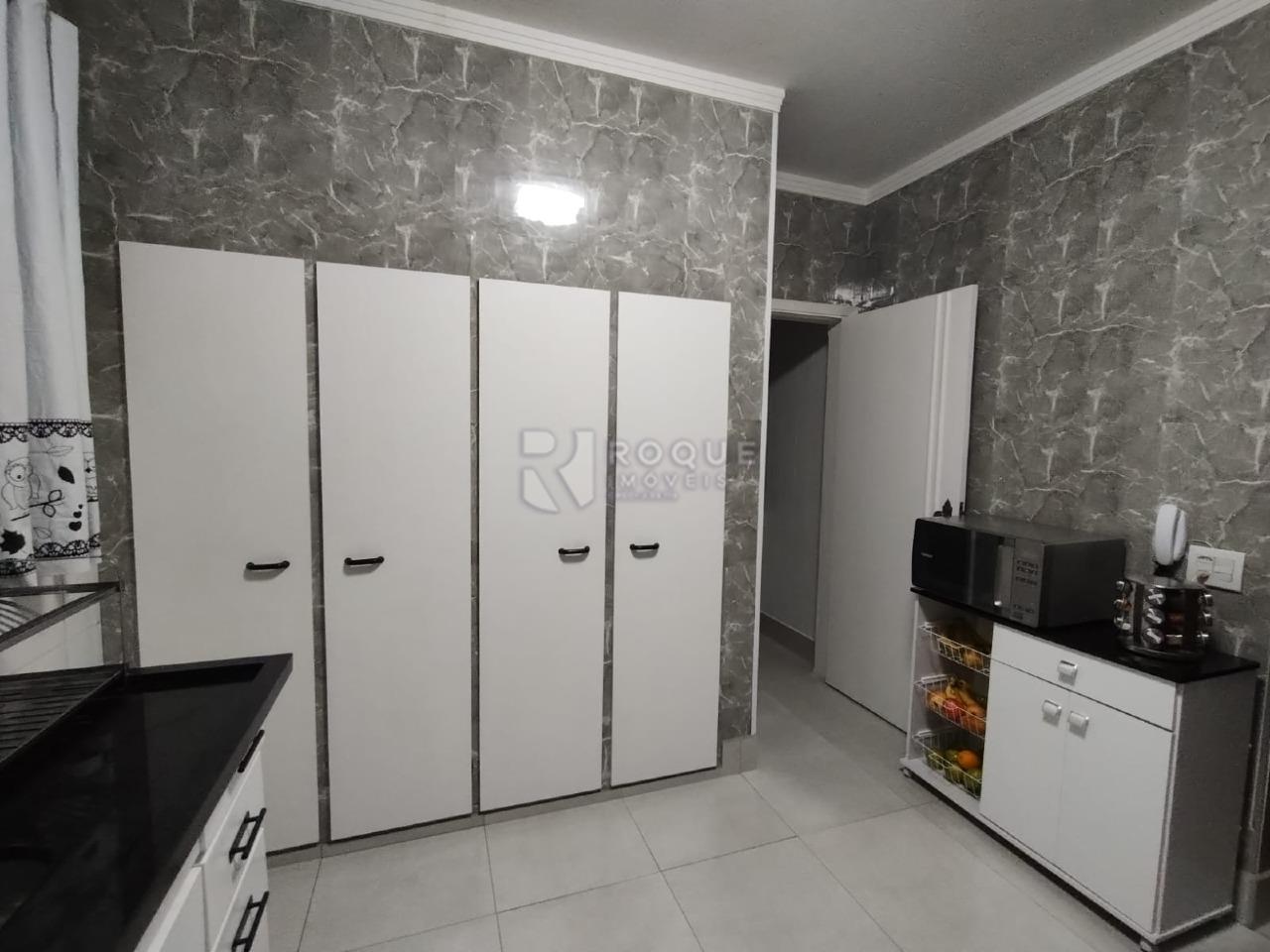 Casa Residencial à venda no bairro Vila Camargo: 