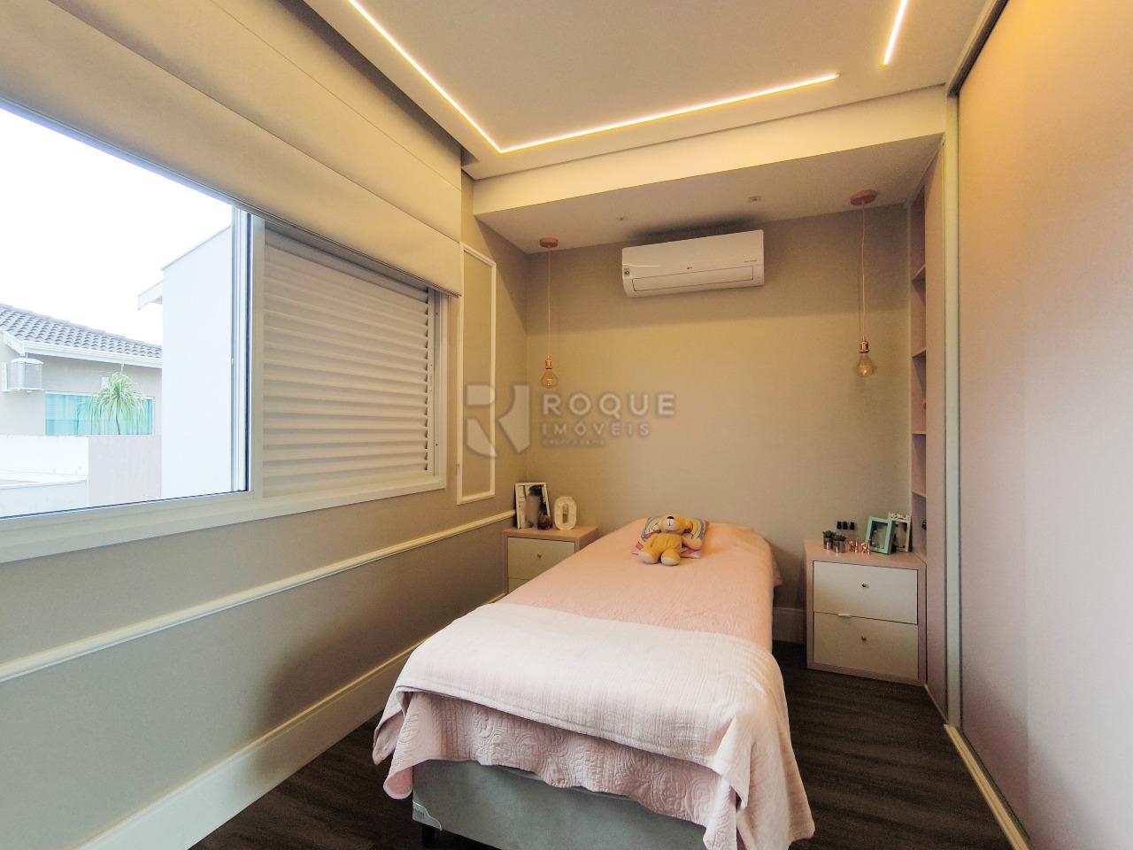 Casa em condomínio à venda no bairro Parque Residencial Roland: DORMITÓRIO 1