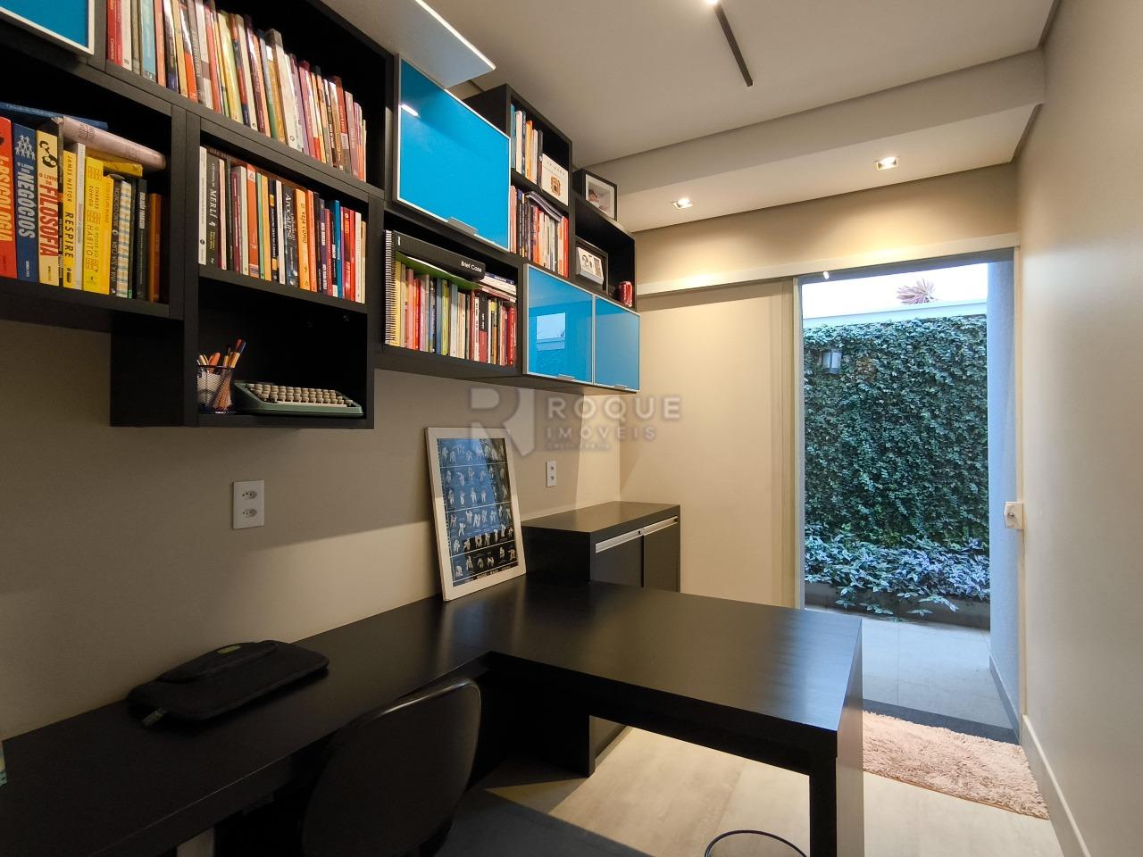 Casa em condomínio à venda no bairro Parque Residencial Roland: ESCRITÓRIO