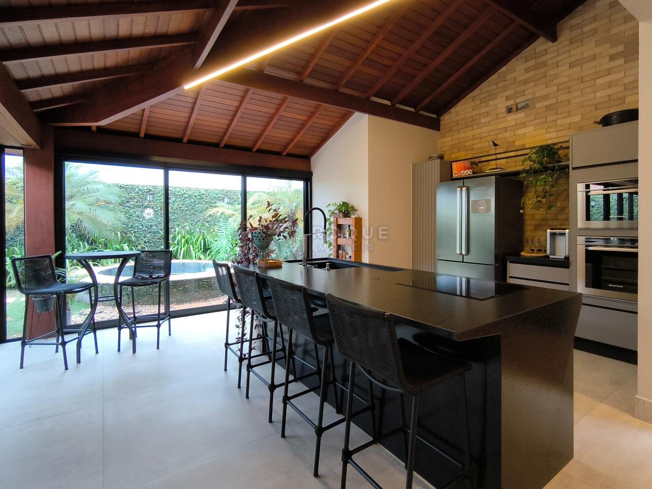 Casa em condomínio à venda no bairro Parque Residencial Roland: COZINHA