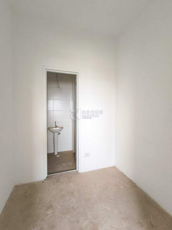 Apartamento à venda no bairro Jardim Florença: DEPENDÊNCIA EMPREGADA